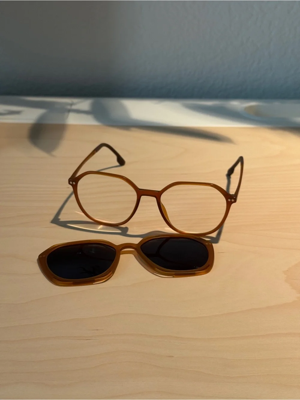 Eyecroxx frames clip